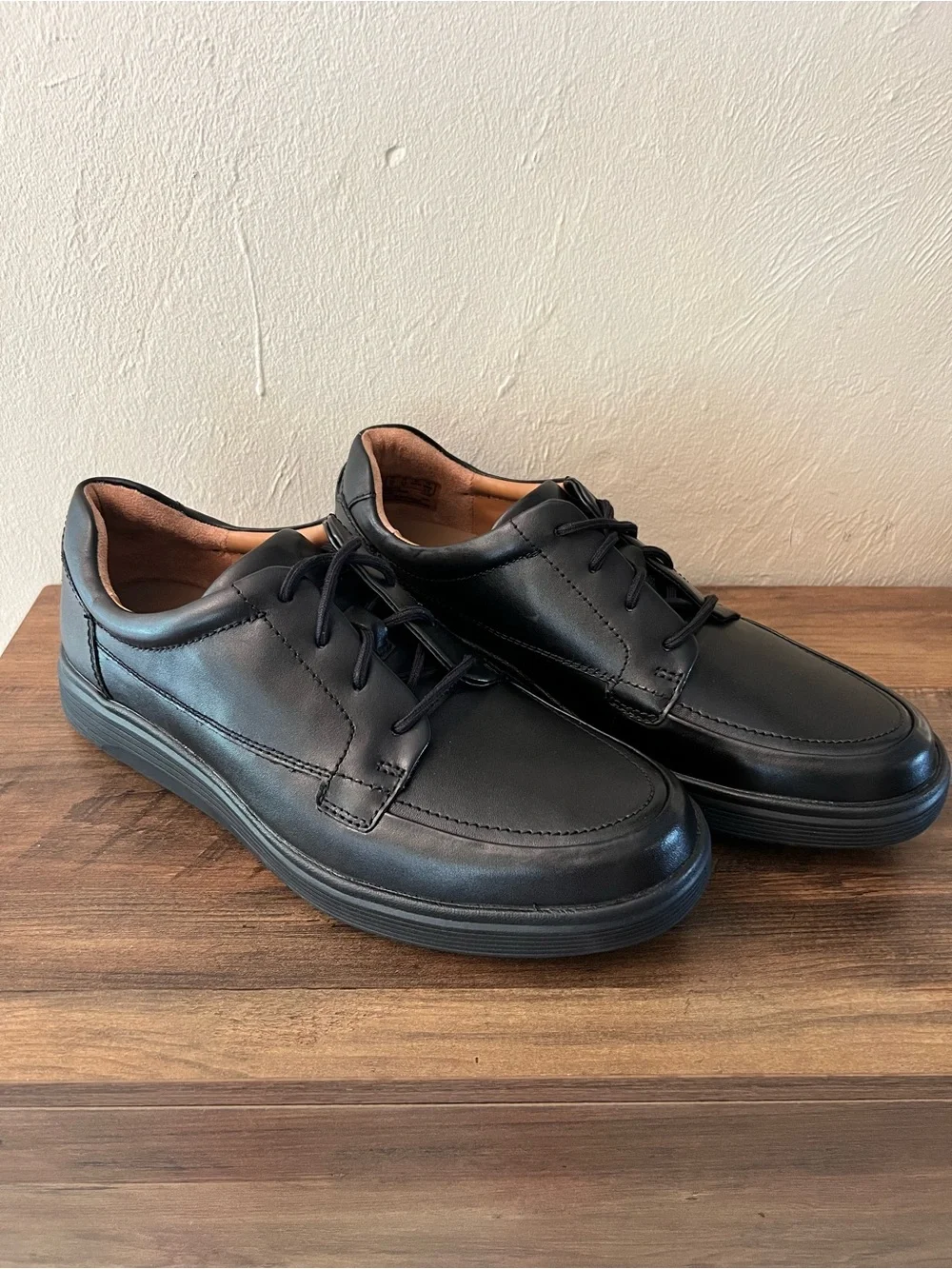 Clarks NWOB Unstructured black moc toe Oxfords US Mens Sz 11 M
